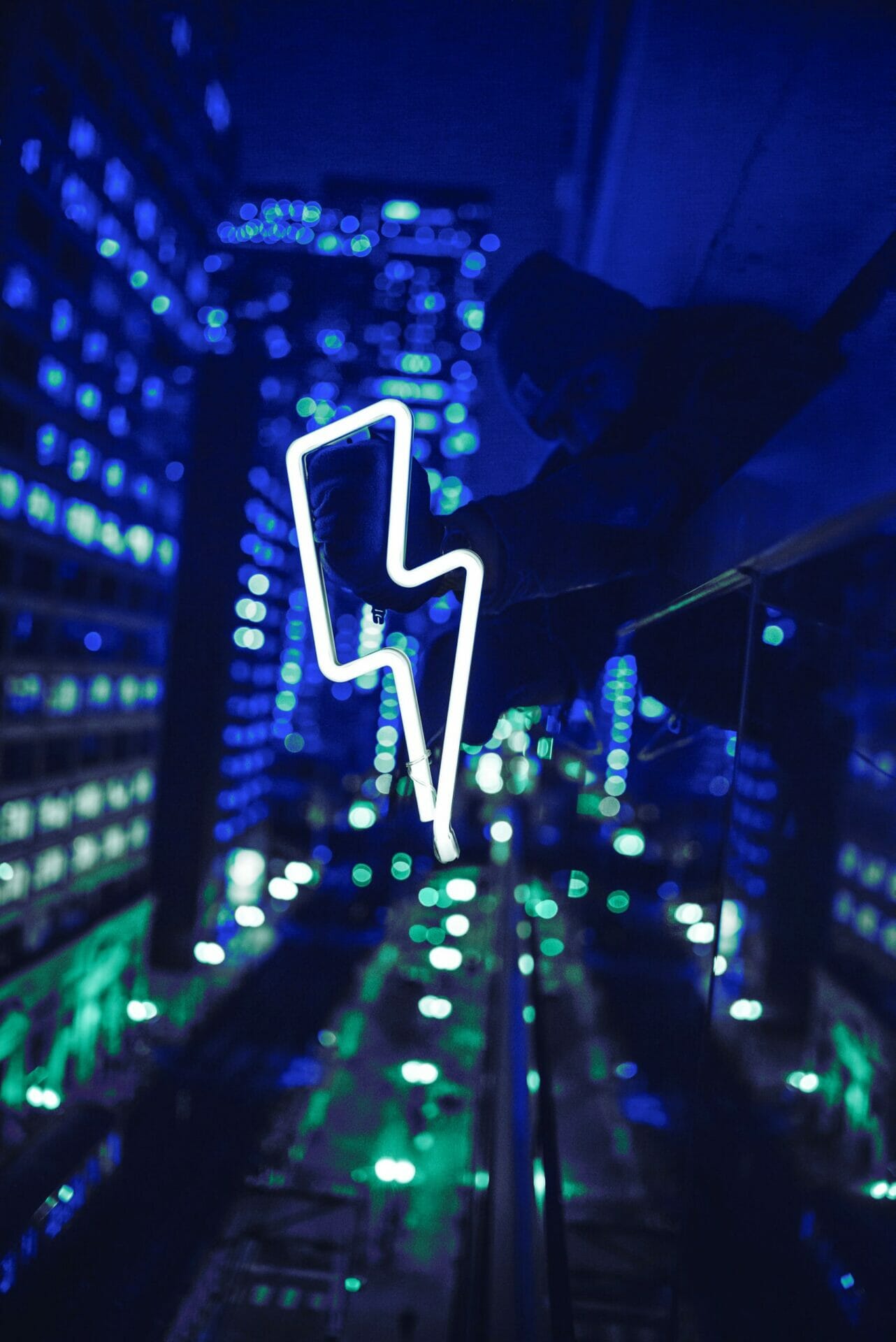 Electricity Market Trend | AEP Central Delivery Area - electric image