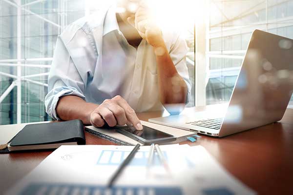 Texas Business | Electricity Costs Laptop