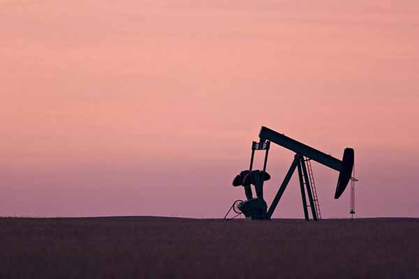 Shell Sells Permian Assets | Image of Oil Production Machine