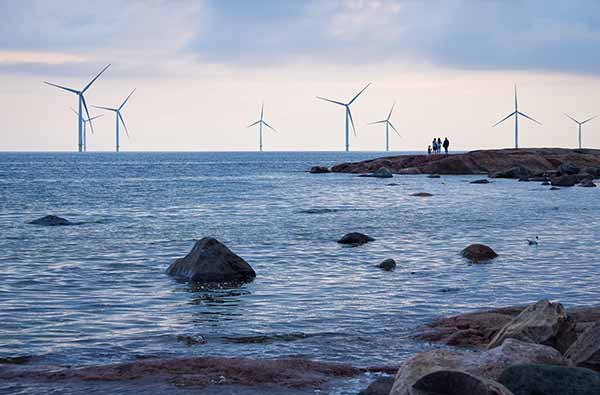 Wind Power Projects Growth | Image of Bay with Windmills