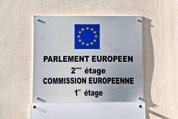 European Union Russian Gas Sign Image