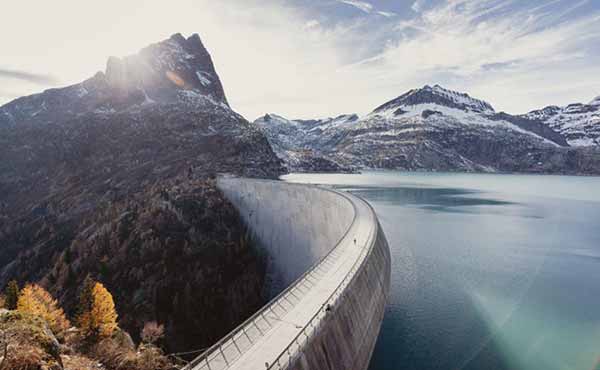 Switzerland Outside Photo | Energy Supply