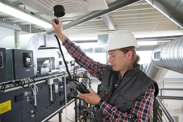 Poor Air Quality Requires Specialist for Measurements