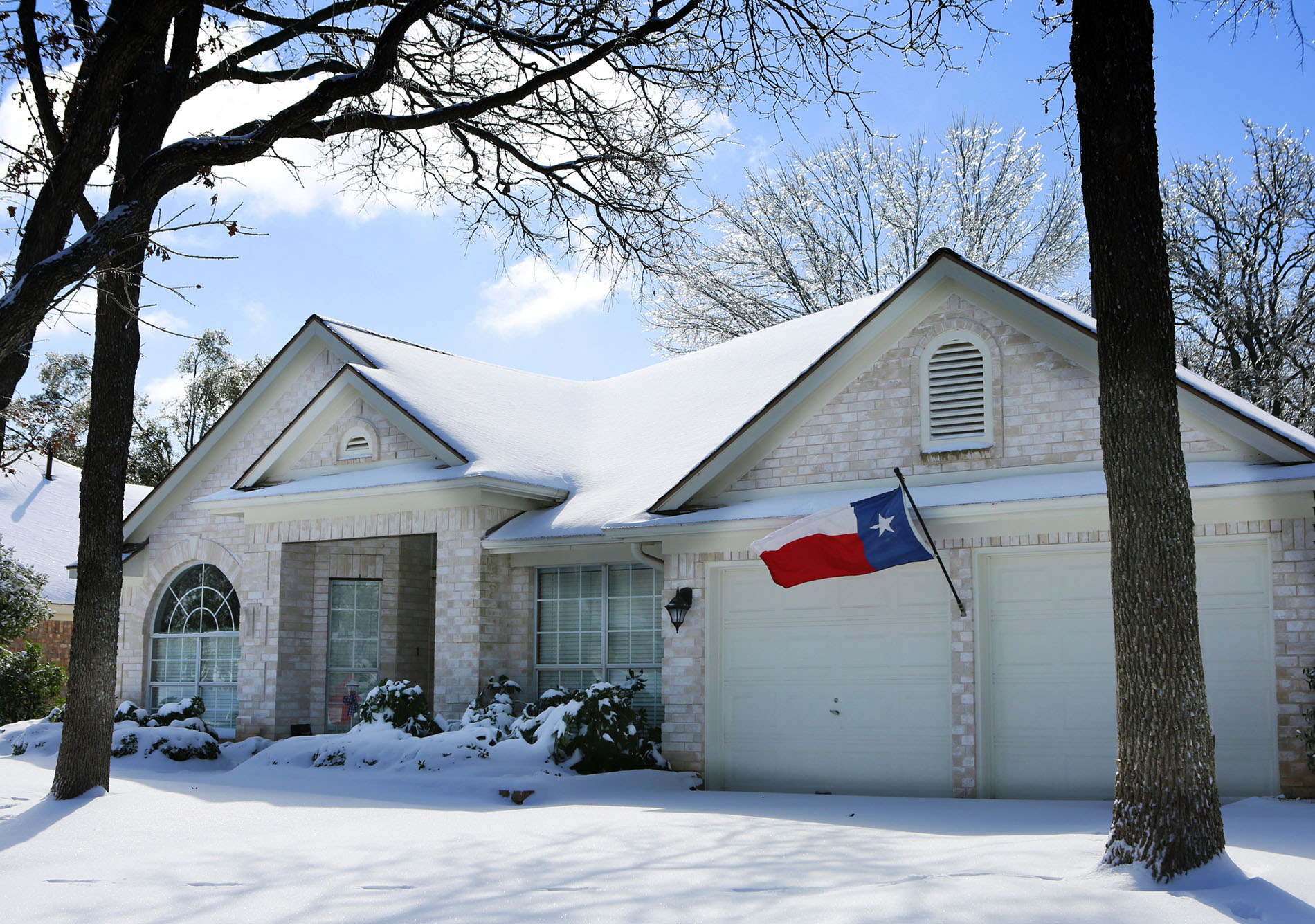Texas Winter Energy Savings Tips Outside House and Garage